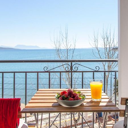 Ligia Waterfront Apartments Екстер'єр фото