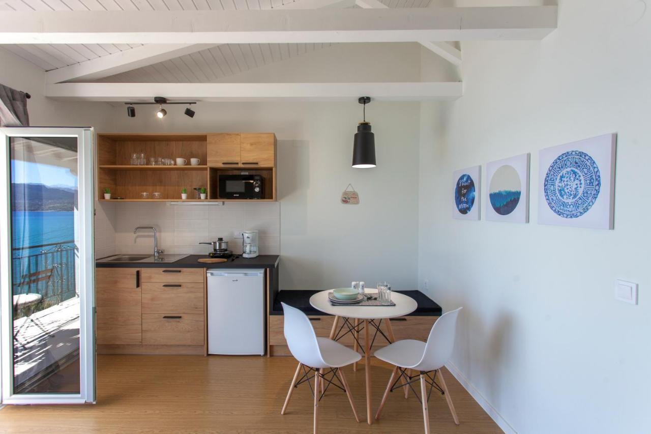 Ligia Waterfront Apartments Екстер'єр фото